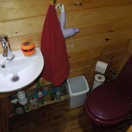 Viesu Namins Dalderi Varakļāni